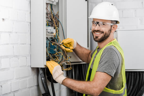 Best Affordable Emergency Electrician  in Cortland, OH